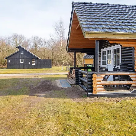 4 Person In Hovborg